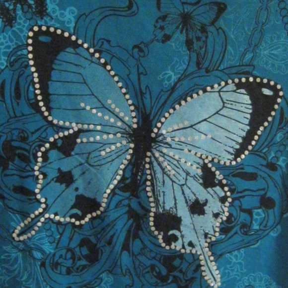 Butterfly print tee shirt - Picture 2 of 2